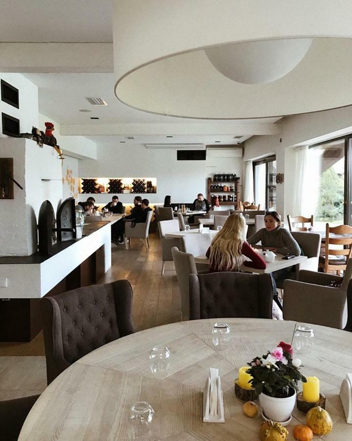 Gosteria Hata Podoprygora Obukhivka Exteriör bild
